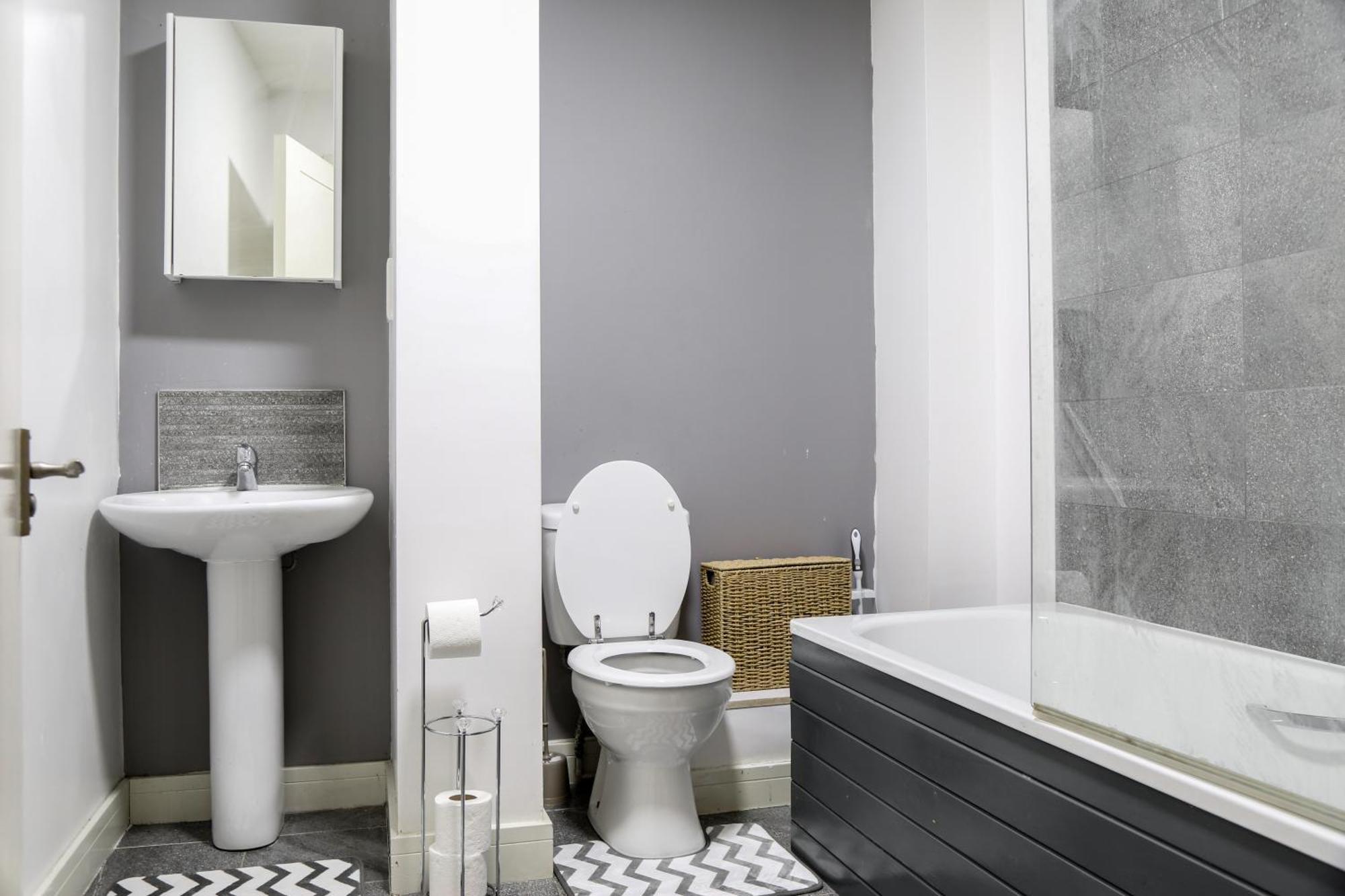 شقة Luxurious & Lavish Salford Quays Free Parking مانشستر المظهر الخارجي الصورة