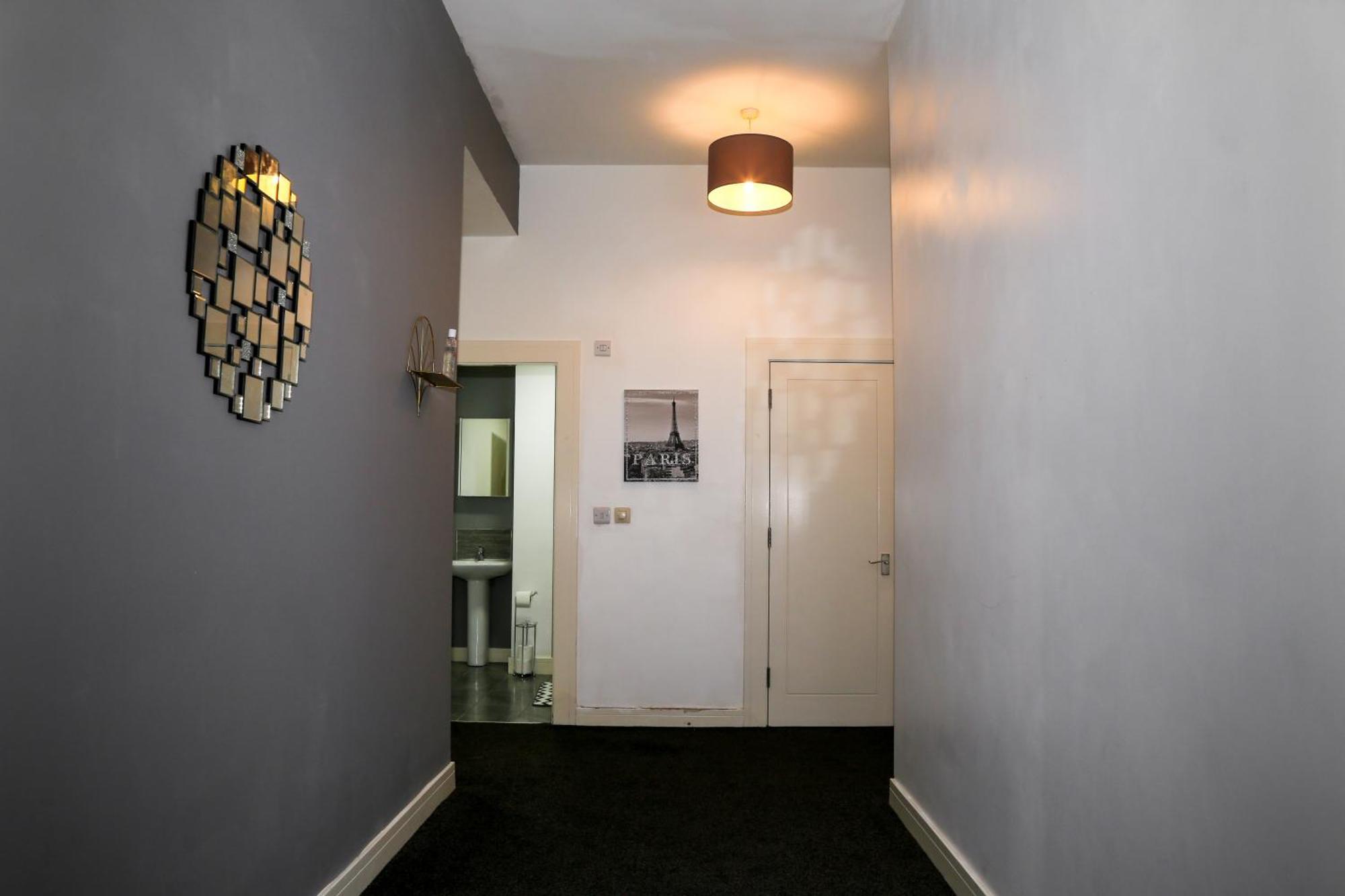 شقة Luxurious & Lavish Salford Quays Free Parking مانشستر المظهر الخارجي الصورة
