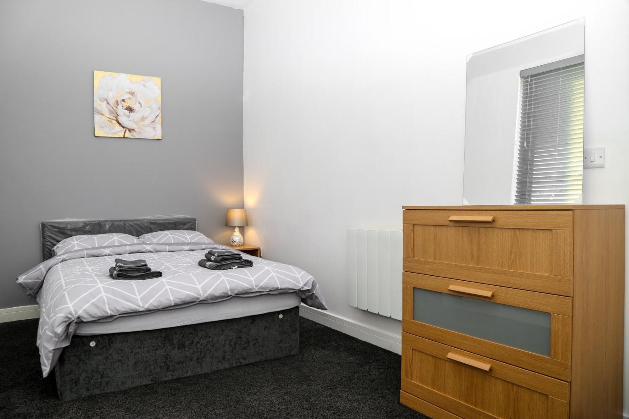 شقة Luxurious & Lavish Salford Quays Free Parking مانشستر المظهر الخارجي الصورة